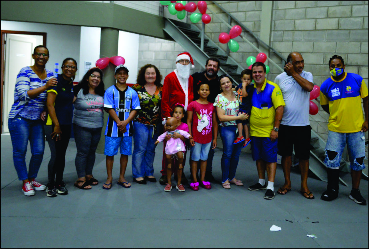 O apoio e a solidariedade que levaram a magia do Natal a quatro crianças