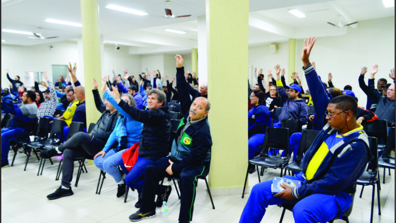 TRABALHADORES/AS DO CORREIOS EM GREVE NO RS